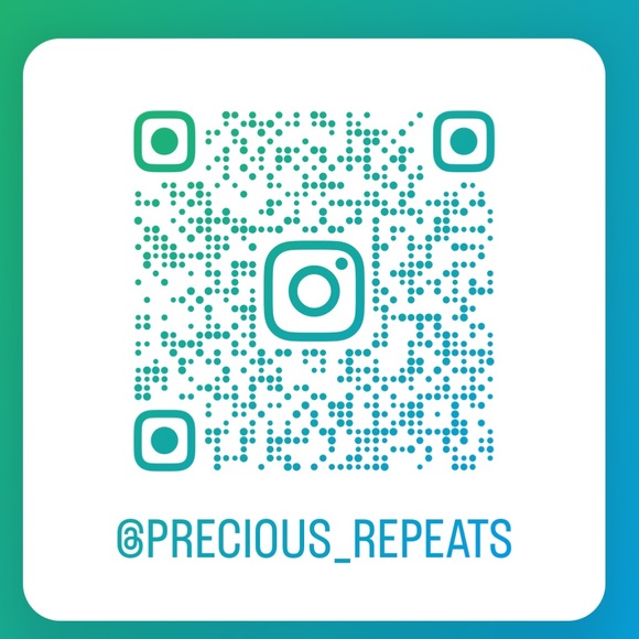 Welcome to my closet! 🎉 - Picture 2 of 2